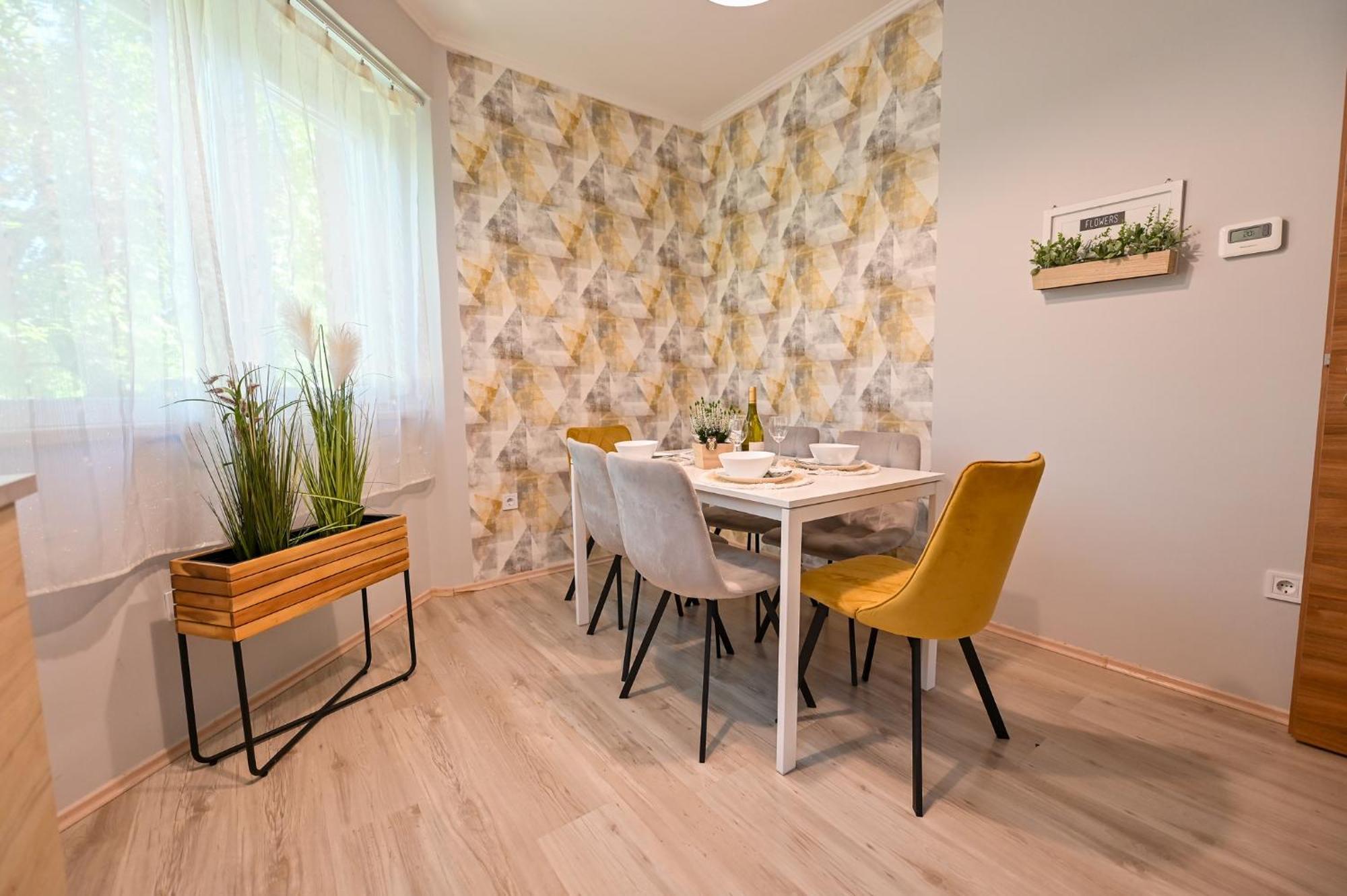 Bellavista 2 Apartman เอ็กเกอร์ ภายนอก รูปภาพ