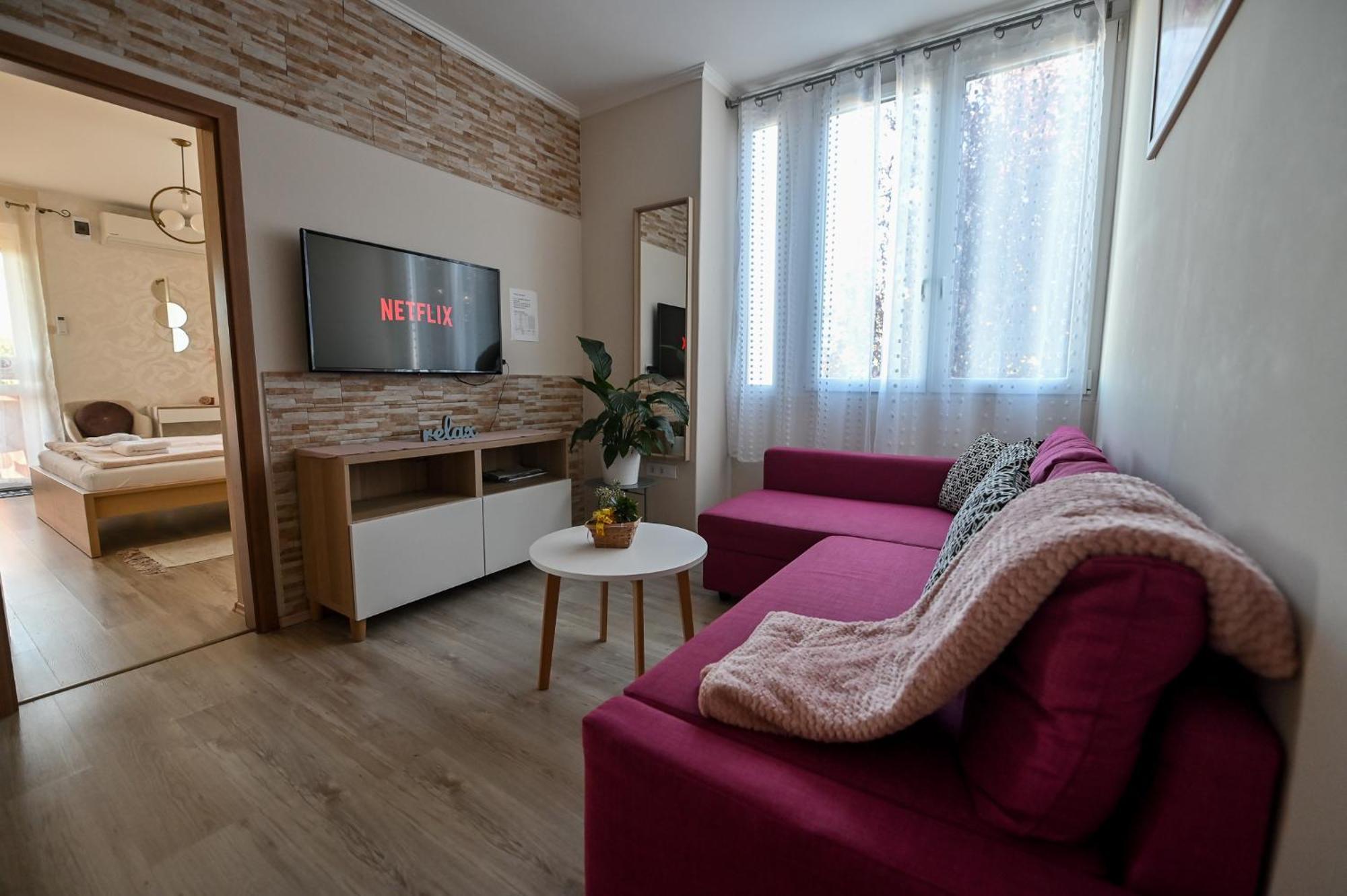 Bellavista 2 Apartman เอ็กเกอร์ ภายนอก รูปภาพ
