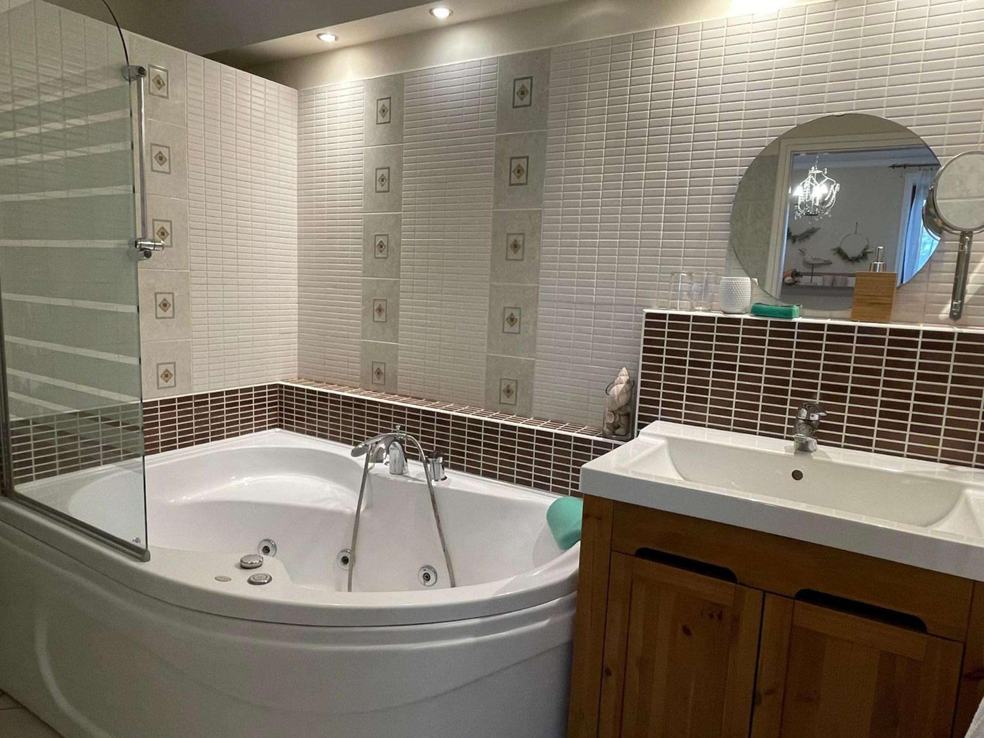 Bellavista 2 Apartman เอ็กเกอร์ ภายนอก รูปภาพ